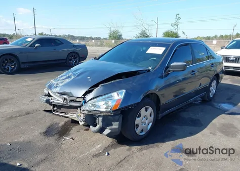 2007 Honda Accord 2.4 Lx z USA, uszkodzony, nr VIN 1HGCM56407A216686